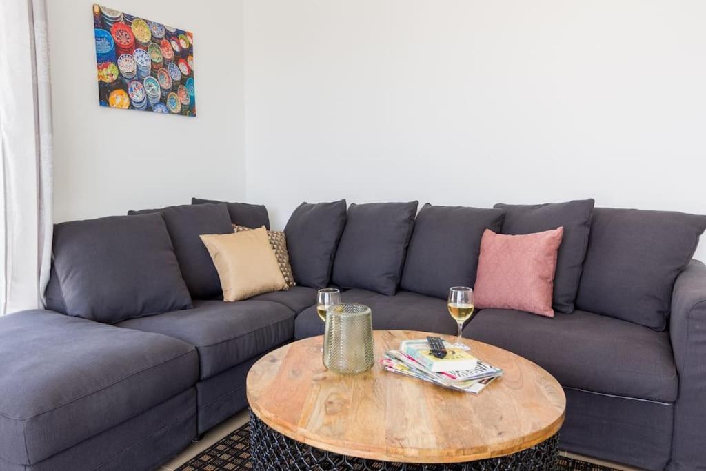 Goudhaen Luxury Private Apartments Jan Thiel Beach Extérieur photo