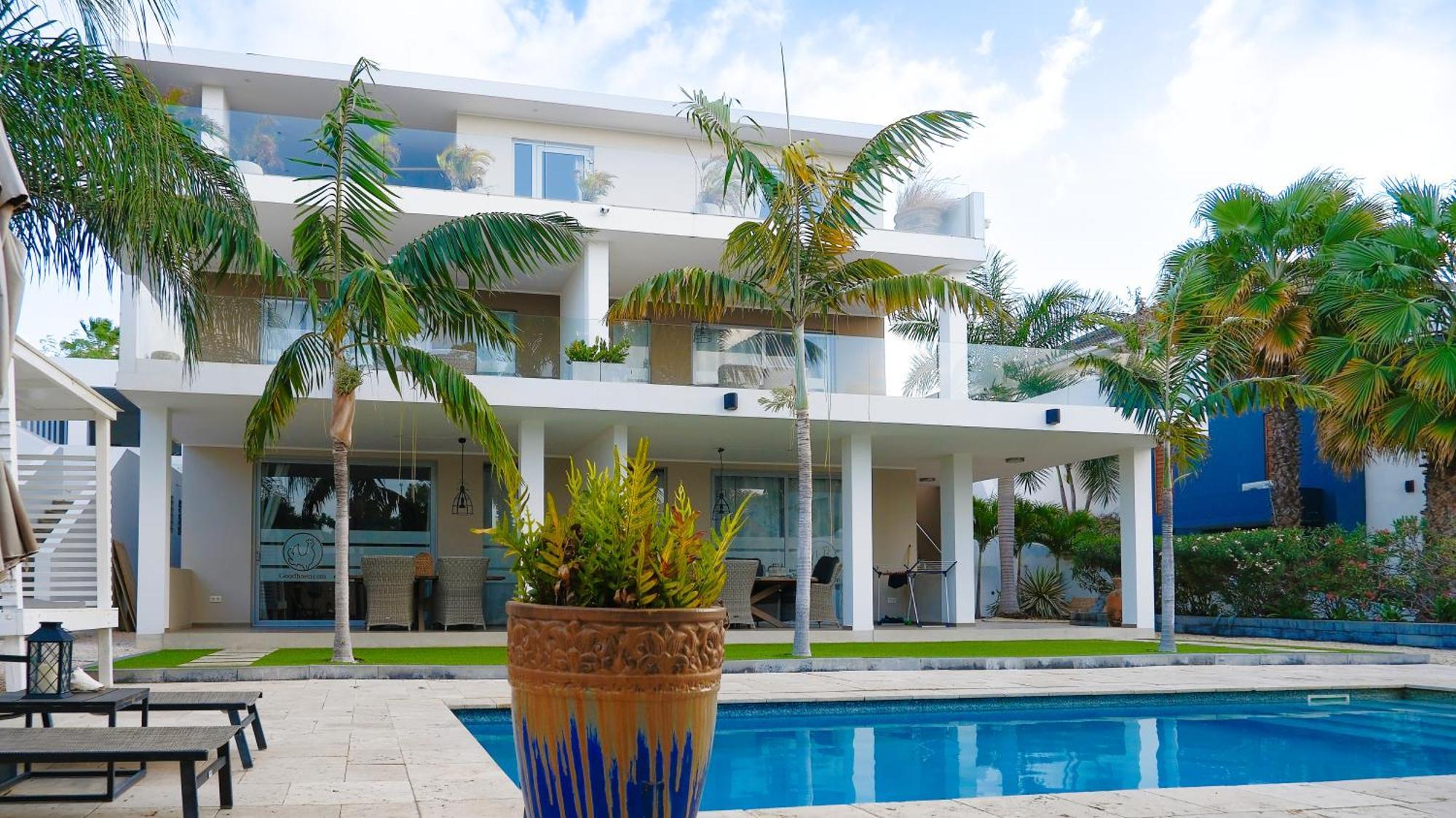 Goudhaen Luxury Private Apartments Jan Thiel Beach Extérieur photo